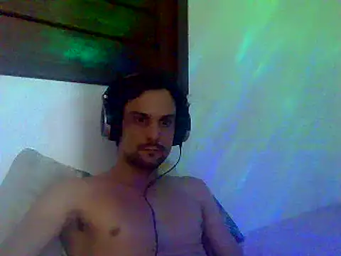 Snapshot of couplemilk chatting on 13, 12, 2024 couplemilk online show from 13, 12, 2024