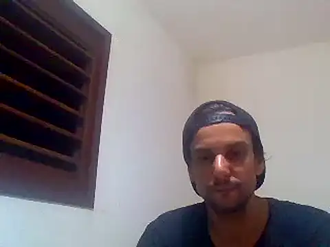 Snapshot of couplemilk chatting on 14, 12, 2024 couplemilk online show from 14, 12, 2024