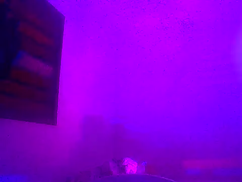 Snapshot of couplemilk chatting on 16, 12, 2024 couplemilk online show from 16, 12, 2024