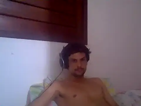 Snapshot of couplemilk chatting on 23, 12, 2024 couplemilk online show from 23, 12, 2024