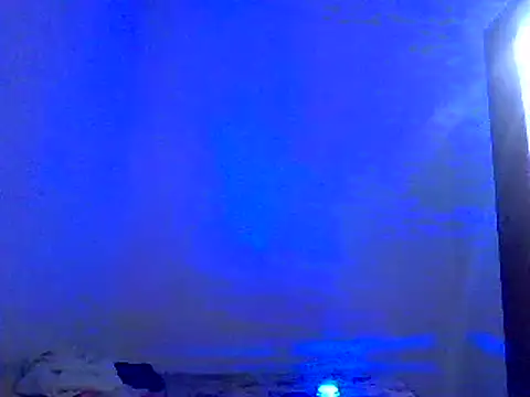 Snapshot of couplemilk chatting on 31, 12, 2024 couplemilk online show from 31, 12, 2024