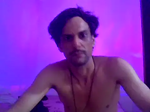 Snapshot of couplemilk chatting on 31, 12, 2024 couplemilk online show from 31, 12, 2024