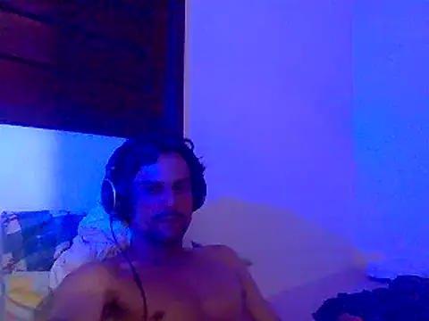 Snapshot of couplemilk chatting on 2, 1, 2025 couplemilk online show from 2, 1, 2025