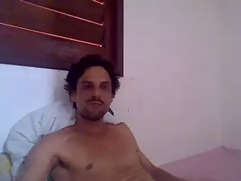 Snapshot of couplemilk chatting on 5, 1, 2025 couplemilk online show from 5, 1, 2025