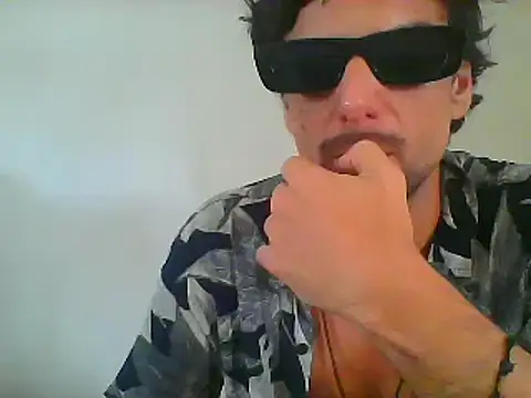 Snapshot of couplemilk chatting on 19, 1, 2025 couplemilk online show from 19, 1, 2025