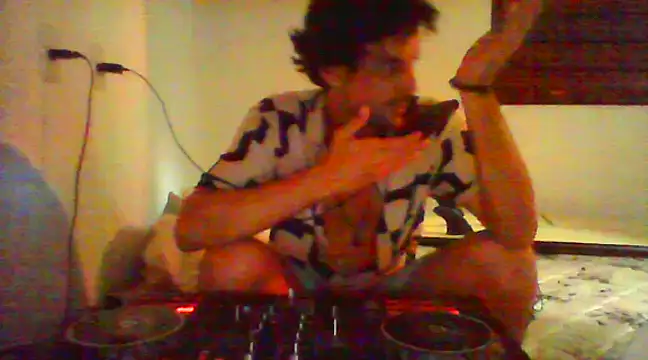 Snapshot of couplemilk chatting on 24, 1, 2025 couplemilk online show from 24, 1, 2025