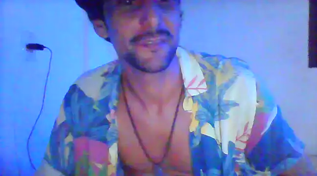 Snapshot of couplemilk chatting on 25, 1, 2025 couplemilk online show from 25, 1, 2025