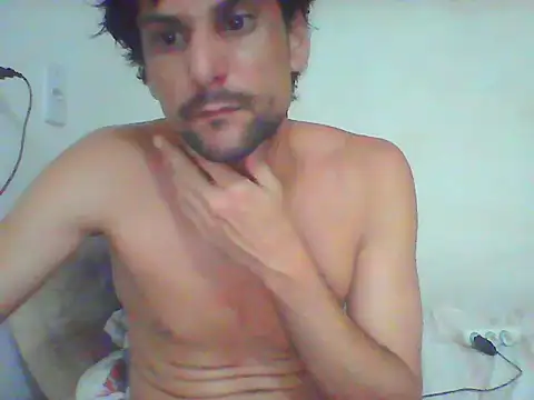 Snapshot of couplemilk chatting on 1, 2, 2025 couplemilk online show from 1, 2, 2025