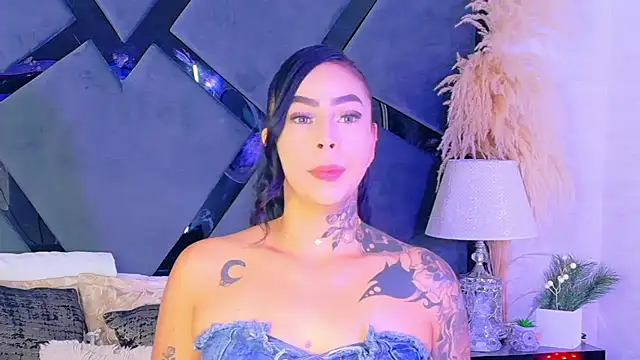 Snapshot of GiahDaniels chatting on 9, 7, 2026 GiahDaniels online show from 9, 7, 2026