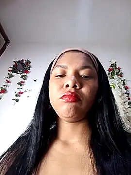 DIORA Latina online show from 20, 10, 2025