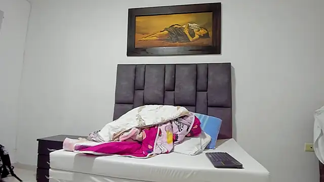 Snapshot of Vahiolet_smith chatting on 25, 2, 2026 Vahiolet smith online show from 25, 2, 2026