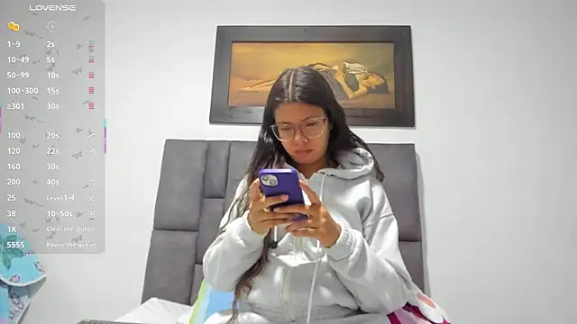 Snapshot of Vahiolet_smith chatting on 25, 6, 2026 Vahiolet smith online show from 25, 6, 2026