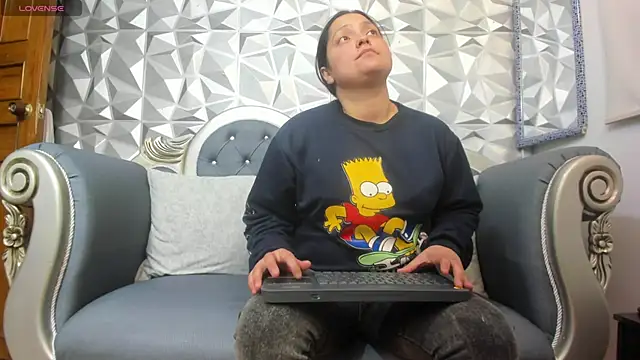 KataleyaStiward online show from 7, 12, 2024