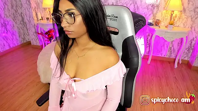 SpicyAmelia online show from 4, 3, 2025