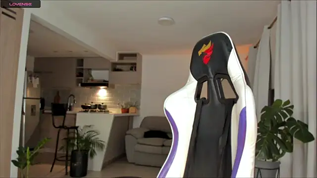  Miss Anna  online show from 8, 4, 2026