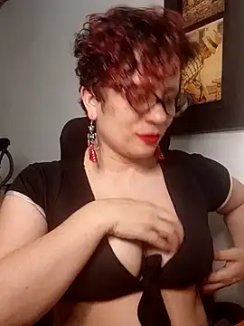 Snapshot of Daneshka_naughty chatting on 5, 12, 2024 Daneshka naughty online show from 5, 12, 2024