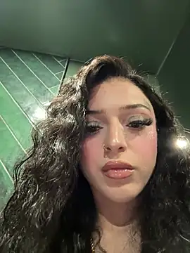 exoticmisfitt online show from 14, 2, 2026