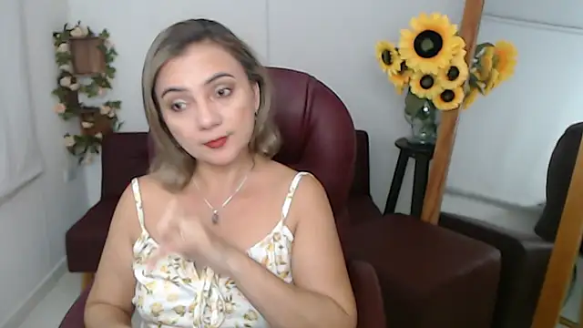 Snapshot of Ghada_milf chatting on 22, 6, 2026 Ghada milf online show from 22, 6, 2026