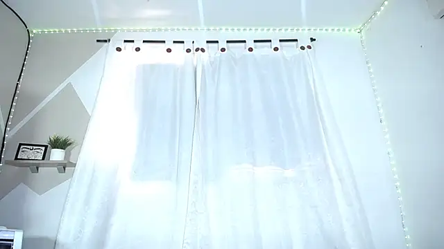 Hillary queen online show from 13, 3, 2025