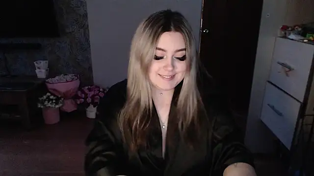 Snapshot of TiffaniYW chatting on 14, 1, 2025 TiffaniYW online show from 14, 1, 2025