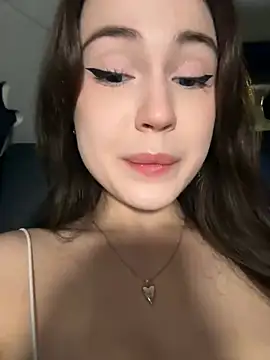 Snapshot of Peachy_Dream chatting on 12, 12, 2024 Peachy Dream online show from 12, 12, 2024