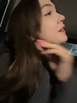 Snapshot of Peachy_Dream chatting on 2, 2, 2025 Peachy Dream online show from 2, 2, 2025