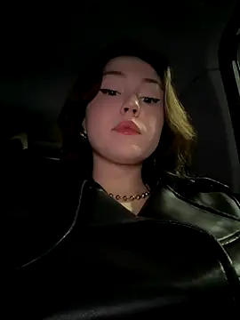 Snapshot of Peachy_Dream chatting on 3, 10, 2025 Peachy Dream online show from 3, 10, 2025