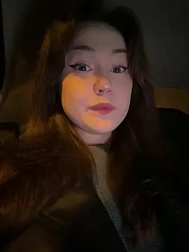 Snapshot of Peachy_Dream chatting on 9, 10, 2025 Peachy Dream online show from 9, 10, 2025