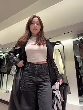 Snapshot of Peachy_Dream chatting on 30, 10, 2025 Peachy Dream online show from 30, 10, 2025