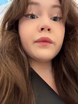 Snapshot of Peachy_Dream chatting on 31, 10, 2025 Peachy Dream online show from 31, 10, 2025