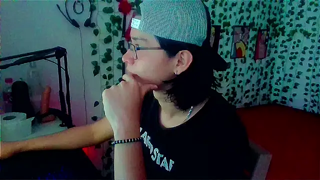 Snapshot of Andy_gray chatting on 3, 7, 2026 Andy gray online show from 3, 7, 2026