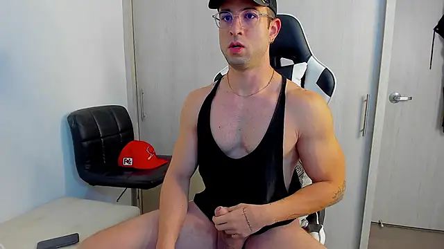 Snapshot of dafboy1 chatting on 16, 11, 2025 dafboy1 online show from 16, 11, 2025