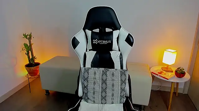 Snapshot of dafboy1 chatting on 30, 11, 2025 dafboy1 online show from 30, 11, 2025