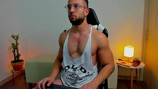 Snapshot of dafboy1 chatting on 4, 12, 2025 dafboy1 online show from 4, 12, 2025