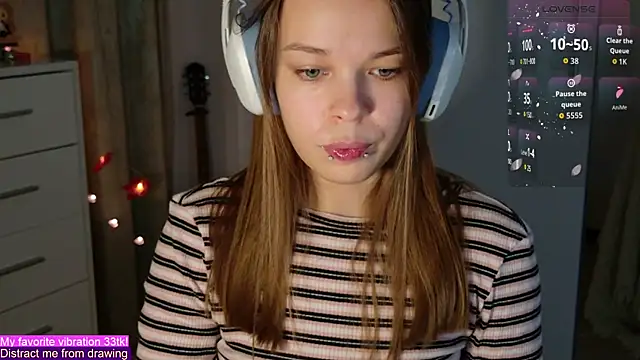 ValBae online show from 27, 10, 2025