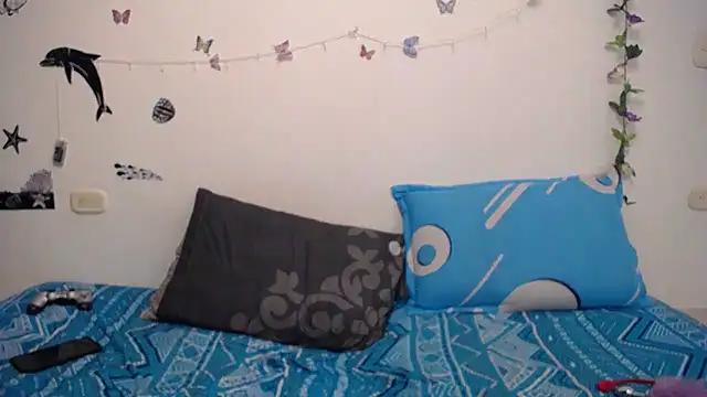 Snapshot of Julieta_Hass chatting on 19, 12, 2024 Julieta Hass online show from 19, 12, 2024