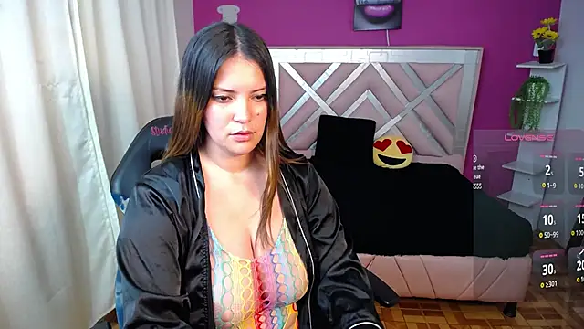 brithany smiith  online show from 3, 1, 2025