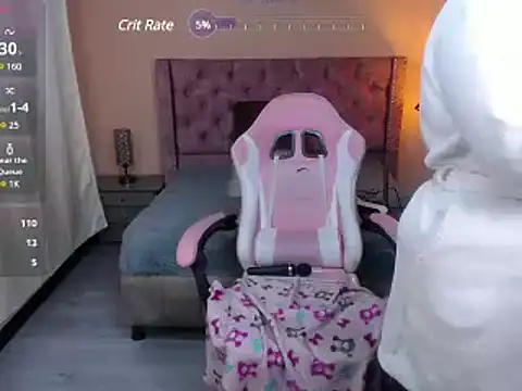 brithany smiith  online show from 18, 3, 2025