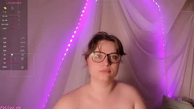 Snapshot of Seductive_She_Wolf chatting on 29, 6, 2026 Seductive She Wolf online show from 29, 6, 2026