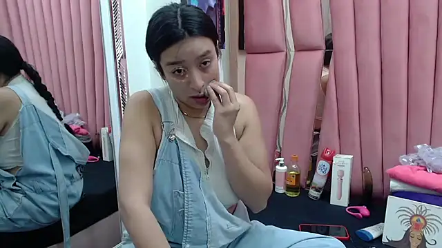 Sarah Hornny online show from 14, 3, 2025