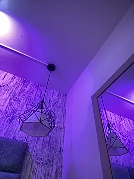 AbyThompson online show from 15, 2, 2025