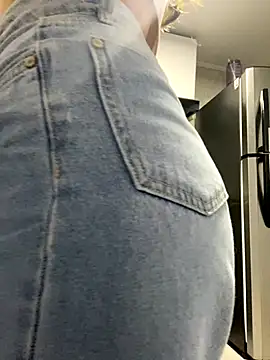 AbyThompson online show from 21, 10, 2025