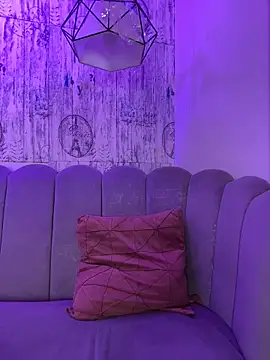 Snapshot of AbyThompson chatting on 15, 12, 2025 AbyThompson online show from 15, 12, 2025