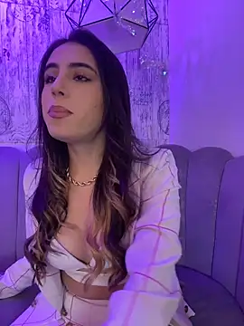 Snapshot of AbyThompson chatting on 22, 12, 2025 AbyThompson online show from 22, 12, 2025