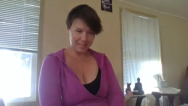 KatieBARBiE98 online show from 8, 9, 2025