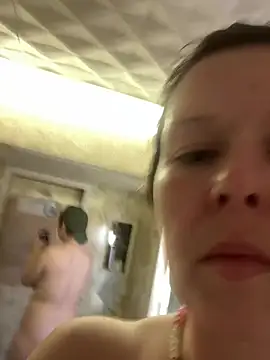 KatieBARBiE98 online show from 7, 4, 2026