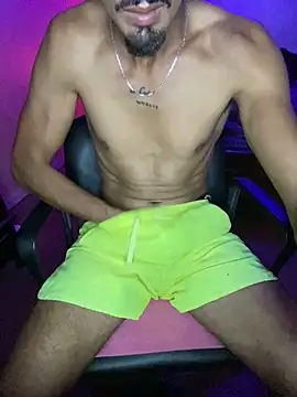 Snapshot of IMD01 chatting on 30, 9, 2025 IMD01 online show from 30, 9, 2025