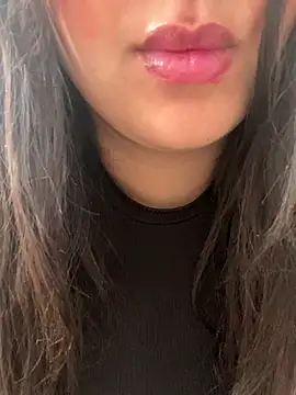 yassminsexy22 online show from 25, 9, 2025