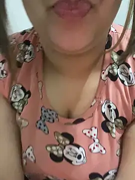 yassminsexy22 online show from 15, 2, 2026