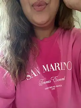 Snapshot of yassminsexy22 chatting on 3, 7, 2026 yassminsexy22 online show from 3, 7, 2026